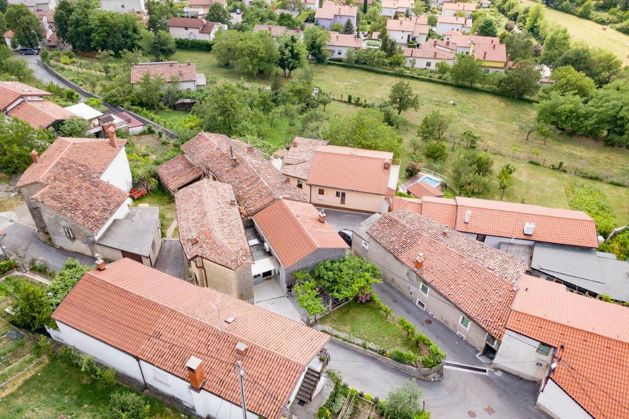 Apartamento Apartma Bajc Ajdovščina Exterior foto