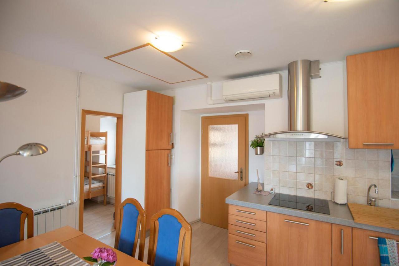Apartamento Apartma Bajc Ajdovščina Exterior foto