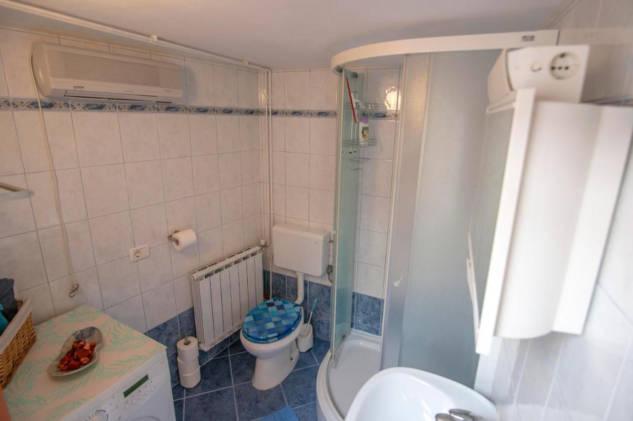 Apartamento Apartma Bajc Ajdovščina Exterior foto